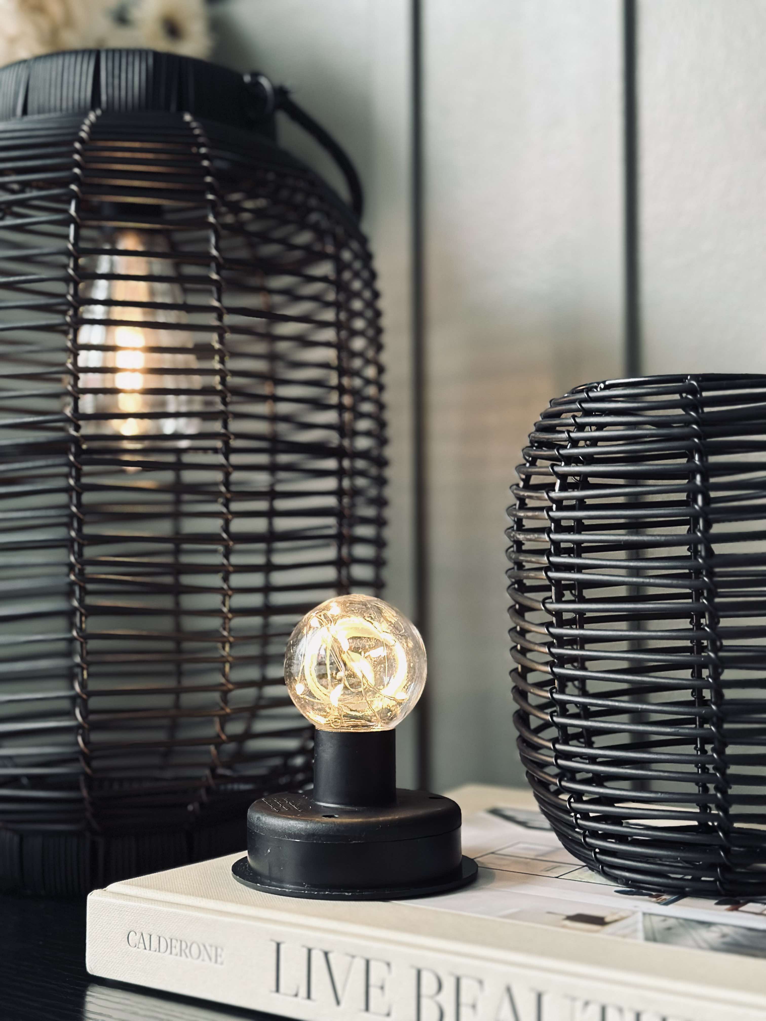 Lanterne på spyd Black - Solar