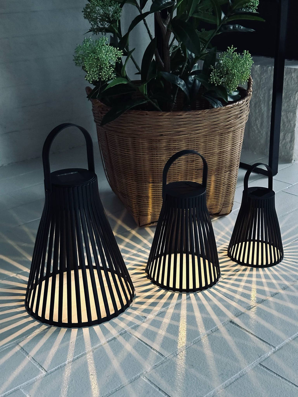 Lanterne med solceller - GARDEN BLACK 18cm